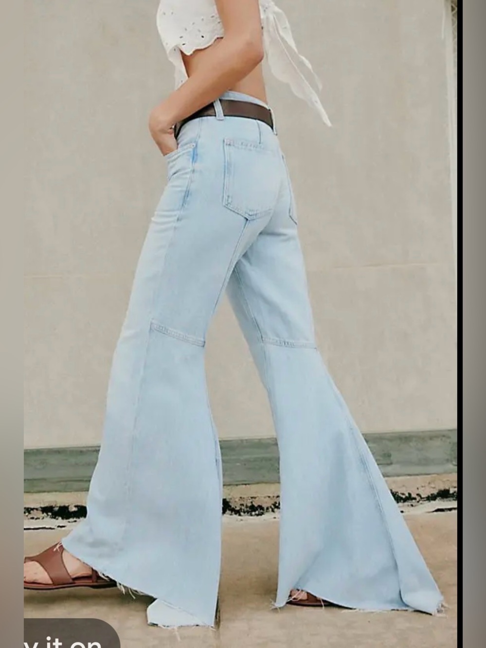 NWT We The Free Live Wire Flare size 26